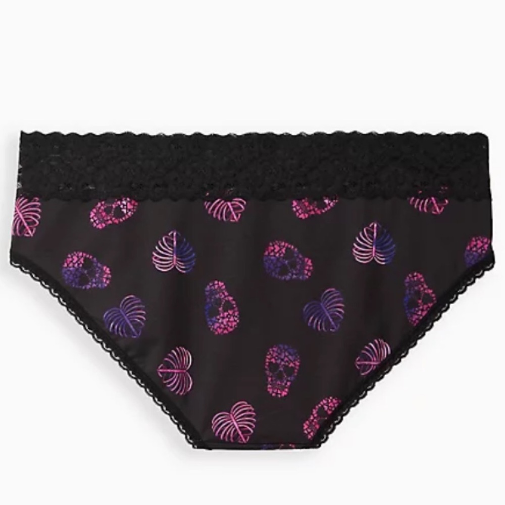 NWT TORRID Hipster Panty - Cotton Skull & Heart Black - Picture 3 of 10